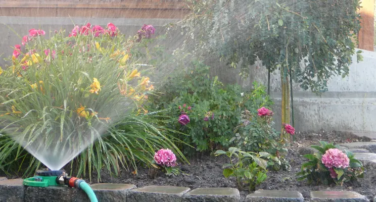 Como consertar uma mangueira de jardim: guia passo a passo