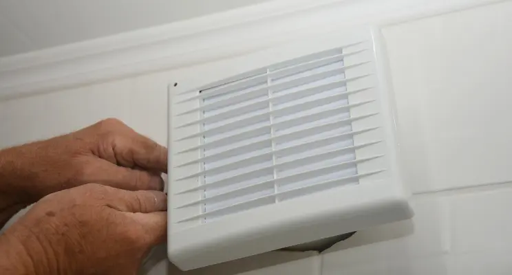 Como Tirar Manchas de Tinta de uma Banheira de Acrílico