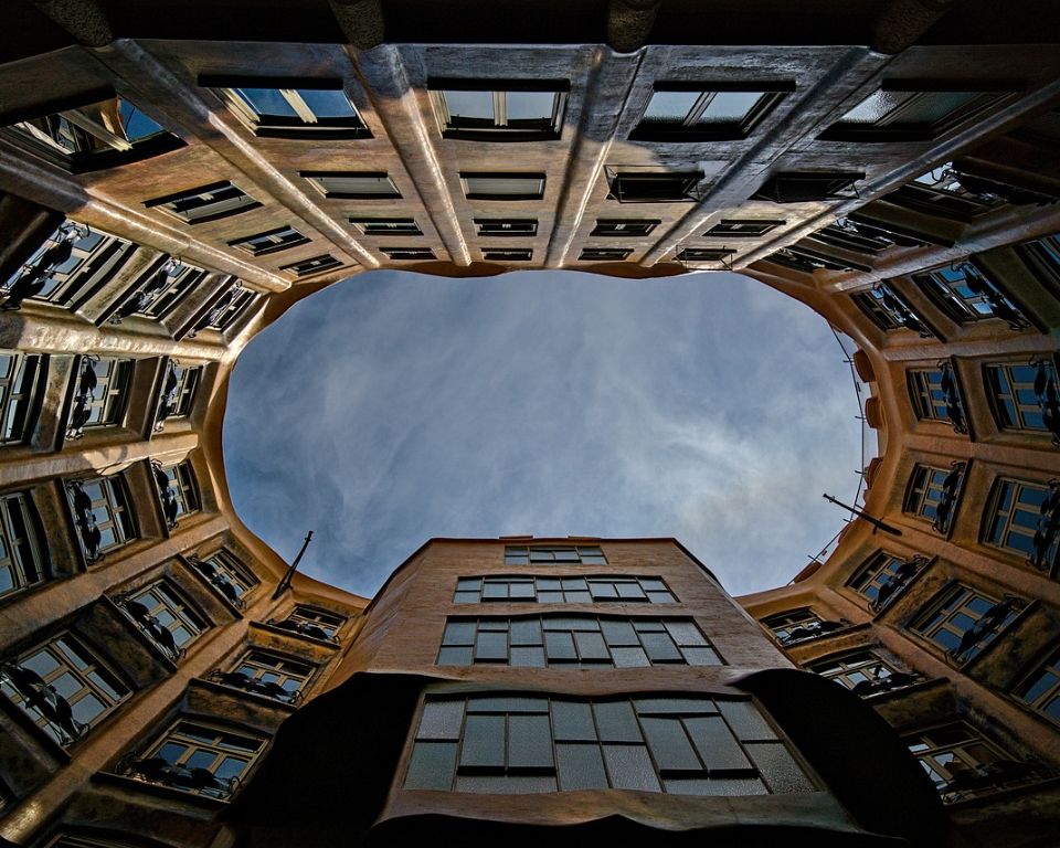 Rodapés e Guarnições: Detalhes que Fazem Diferença